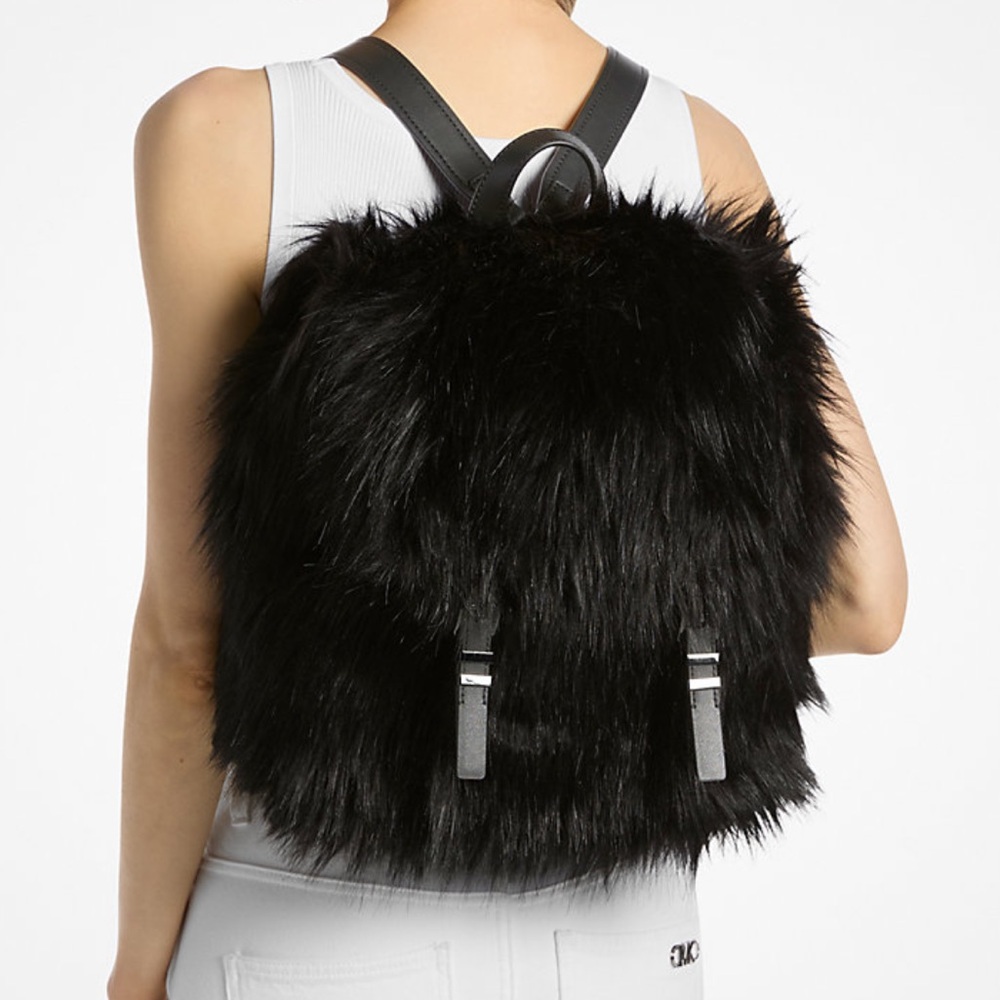 MICHAEL MICHAEL KORS Quinn Medium Flap Faux Fur Backpack
Black 
NWT
Live Style